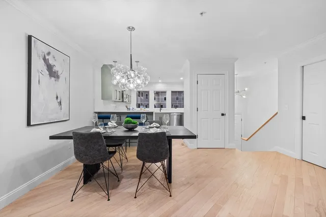 $1,190,000 | 5 Chatham Way, Unit 5A, Watertown, MA 02472