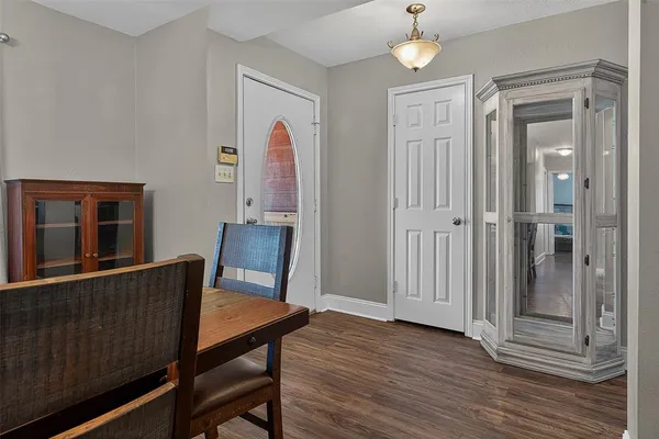 $320,000 | 5883 North I-20 Service Road East, Marshall, TX 75672