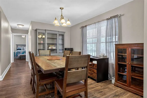 $320,000 | 5883 North I-20 Service Road East, Marshall, TX 75672