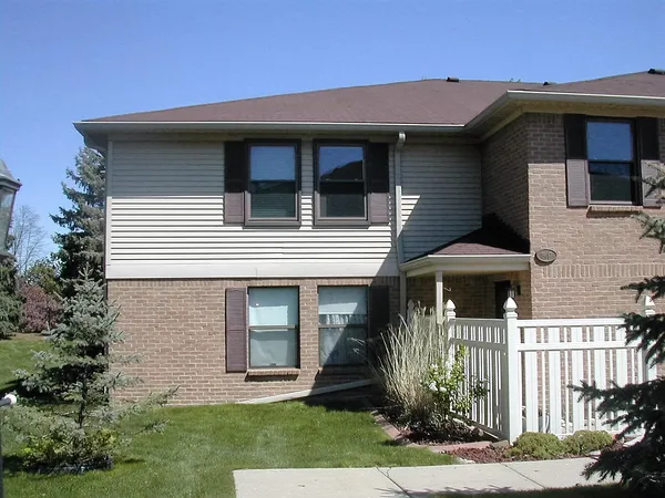 $1,725 | 19687 Northridge Drive, Northville, MI 48167