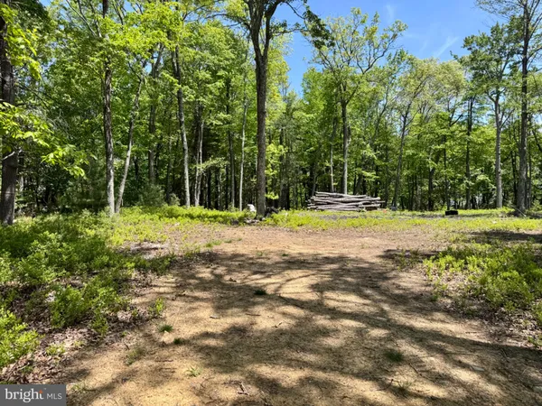 $99,900 | Hr10 Golf Club Drive, Franklin, WV 26807