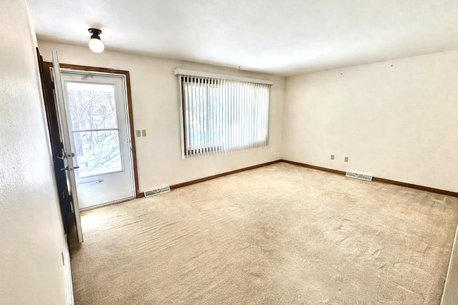 6952 6th Street Stevens Point, WI 54482 - Photo 10 of 49