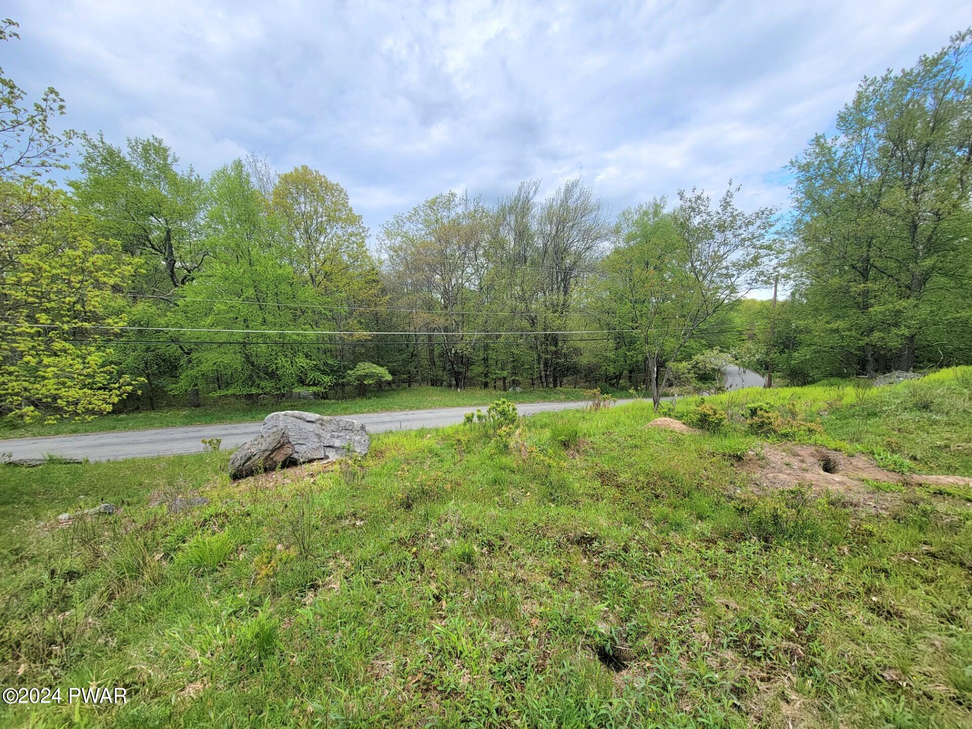 D17 Lookout Point Road Canadensis, PA 18325 - Photo 3 of 10