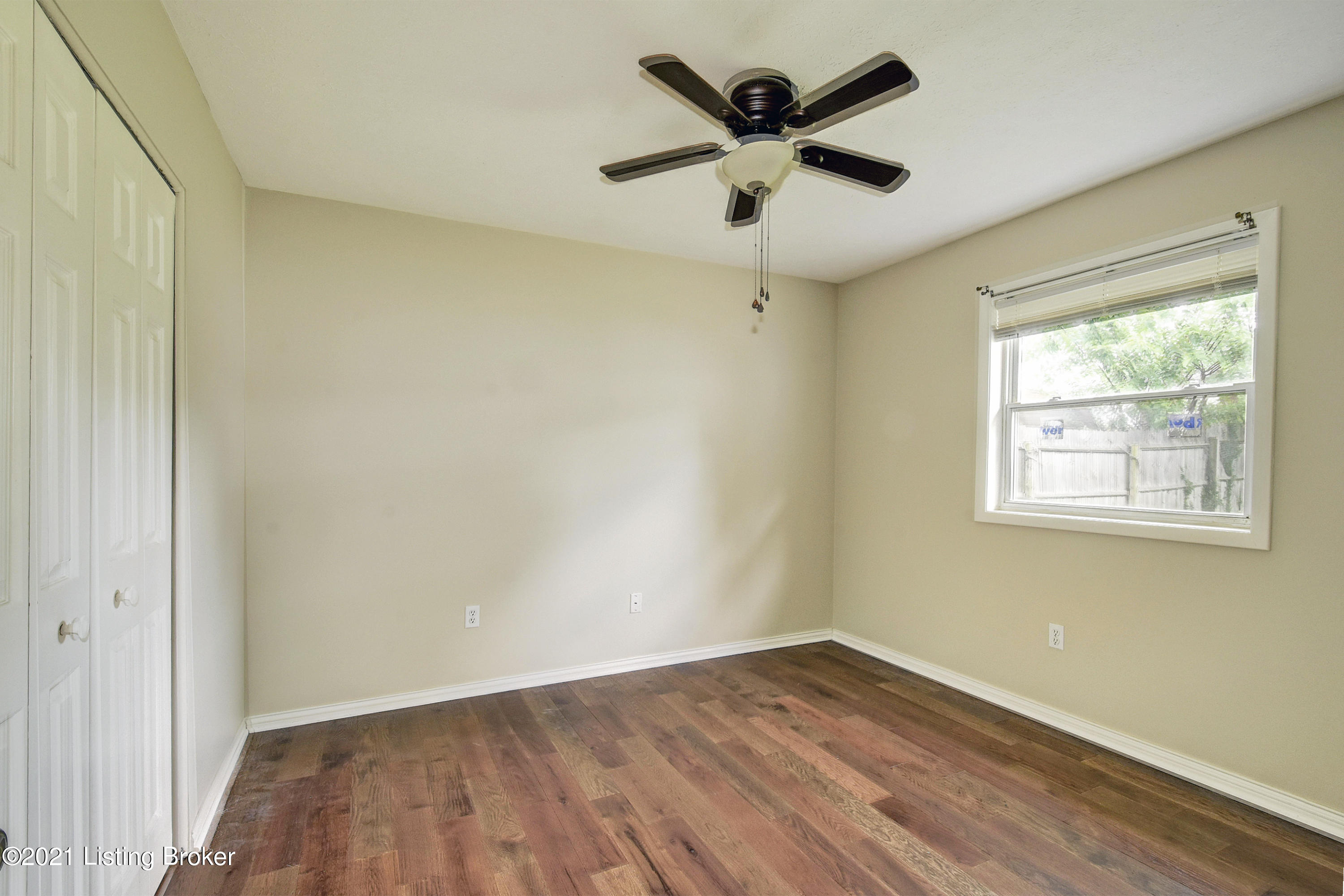 289 Dale Road Louisville, KY 40229 - Photo 17 of 25 Bedroom