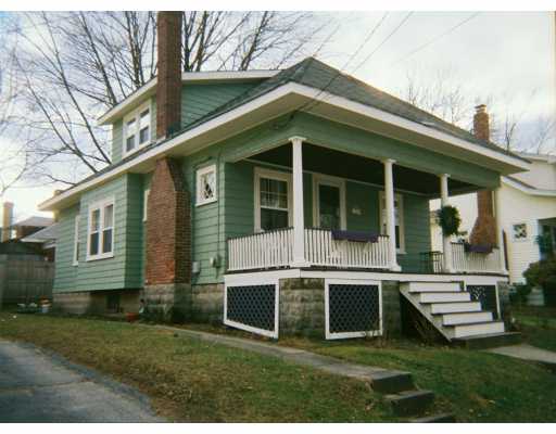 20 Lookoff Road Cranston, RI 02905 - Photo 1 of 8 Exterior Front.
