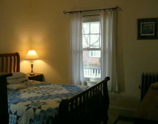 20 Lookoff Road Cranston, RI 02905 - Photo 5 of 8 Master Bedroom.