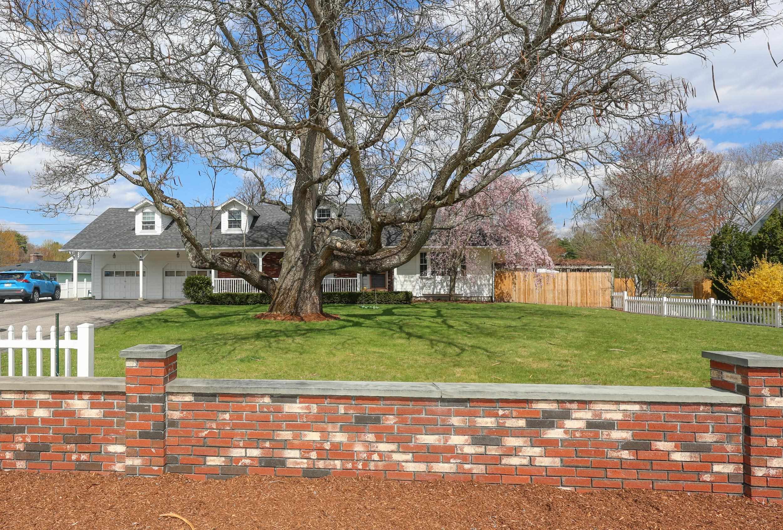 815 Goffstown Road Manchester, NH 03102 - Photo 6 of 56 Gallery Image 6