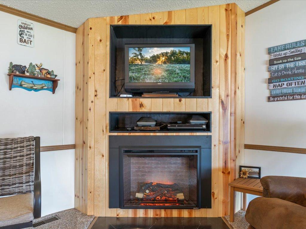 8143 Meadow Lake Road Southwest Motley, MN 56466 - Photo 5 of 52 Gallery Image 5