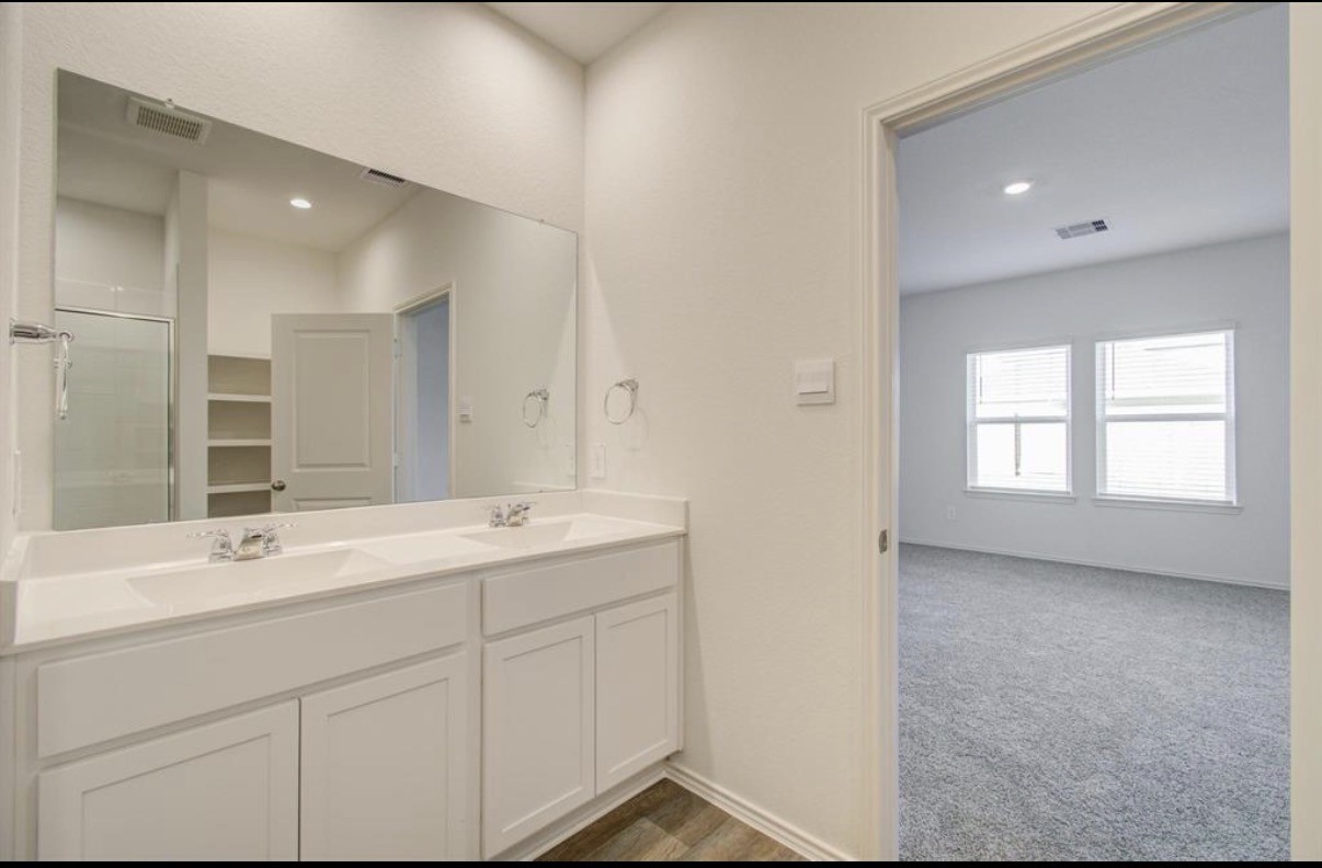 4230 Ramsbury Reach Court Fulshear, TX 77441 - Photo 9 of 18