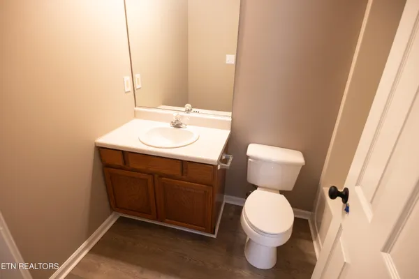 $1,750 | 130 Hawthorne Oaks Way, Powell, TN 37849