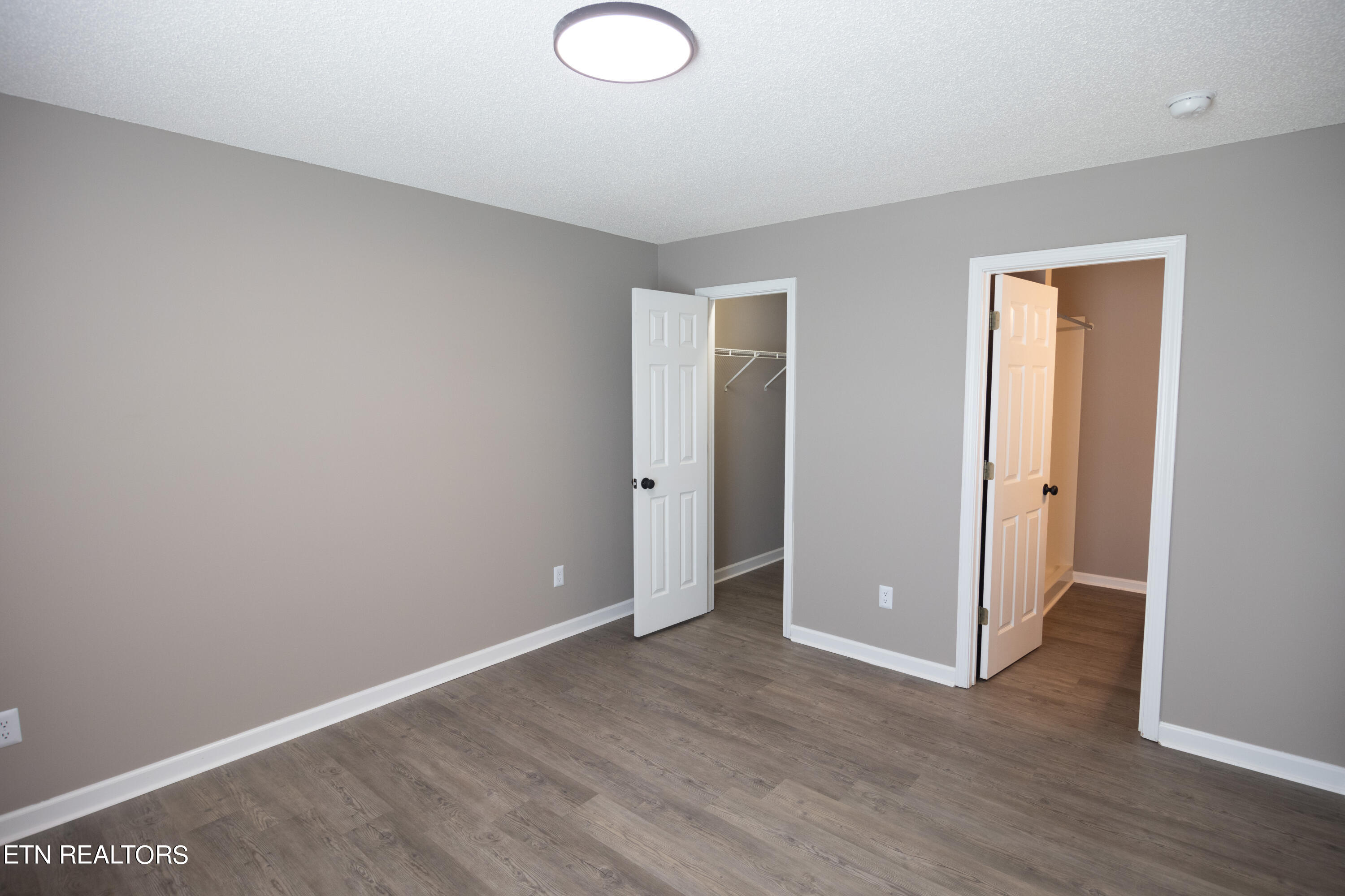 130 Hawthorne Oaks Way Powell, TN 37849 - Photo 17 of 22 IMG_2573