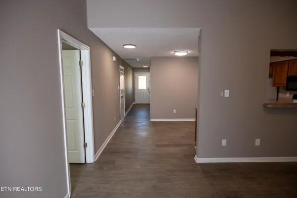 $1,750 | 130 Hawthorne Oaks Way, Powell, TN 37849