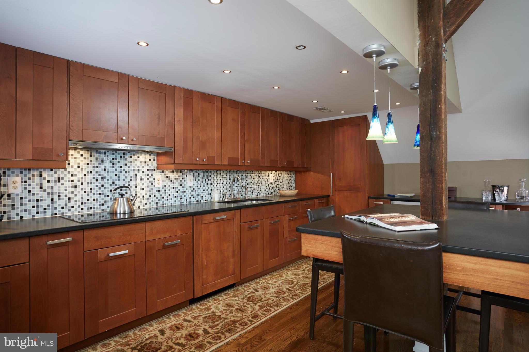 301 G Street Northeast, Unit 31 Washington, DC 20002 - Photo 10 of 30 Kitchen