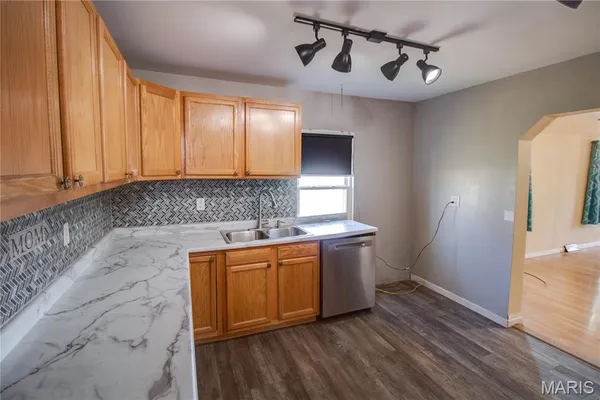 $115,000 | 107 West Cherry Street, Hartford, IL 62048