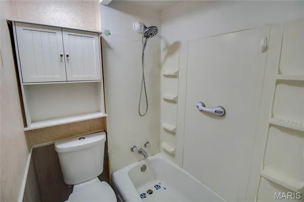 $115,000 | 107 West Cherry Street, Hartford, IL 62048