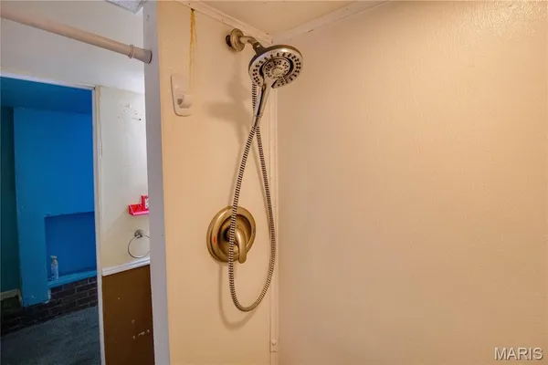 $115,000 | 107 West Cherry Street, Hartford, IL 62048