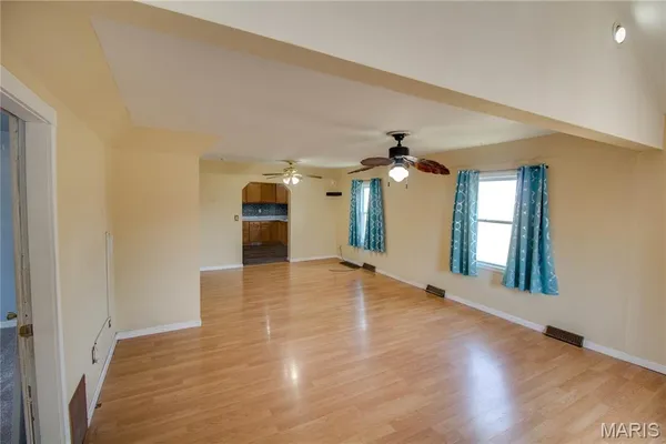 $115,000 | 107 West Cherry Street, Hartford, IL 62048