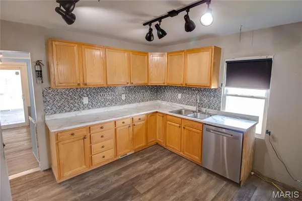 $115,000 | 107 West Cherry Street, Hartford, IL 62048