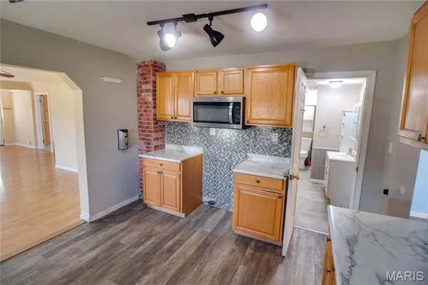 $115,000 | 107 West Cherry Street, Hartford, IL 62048