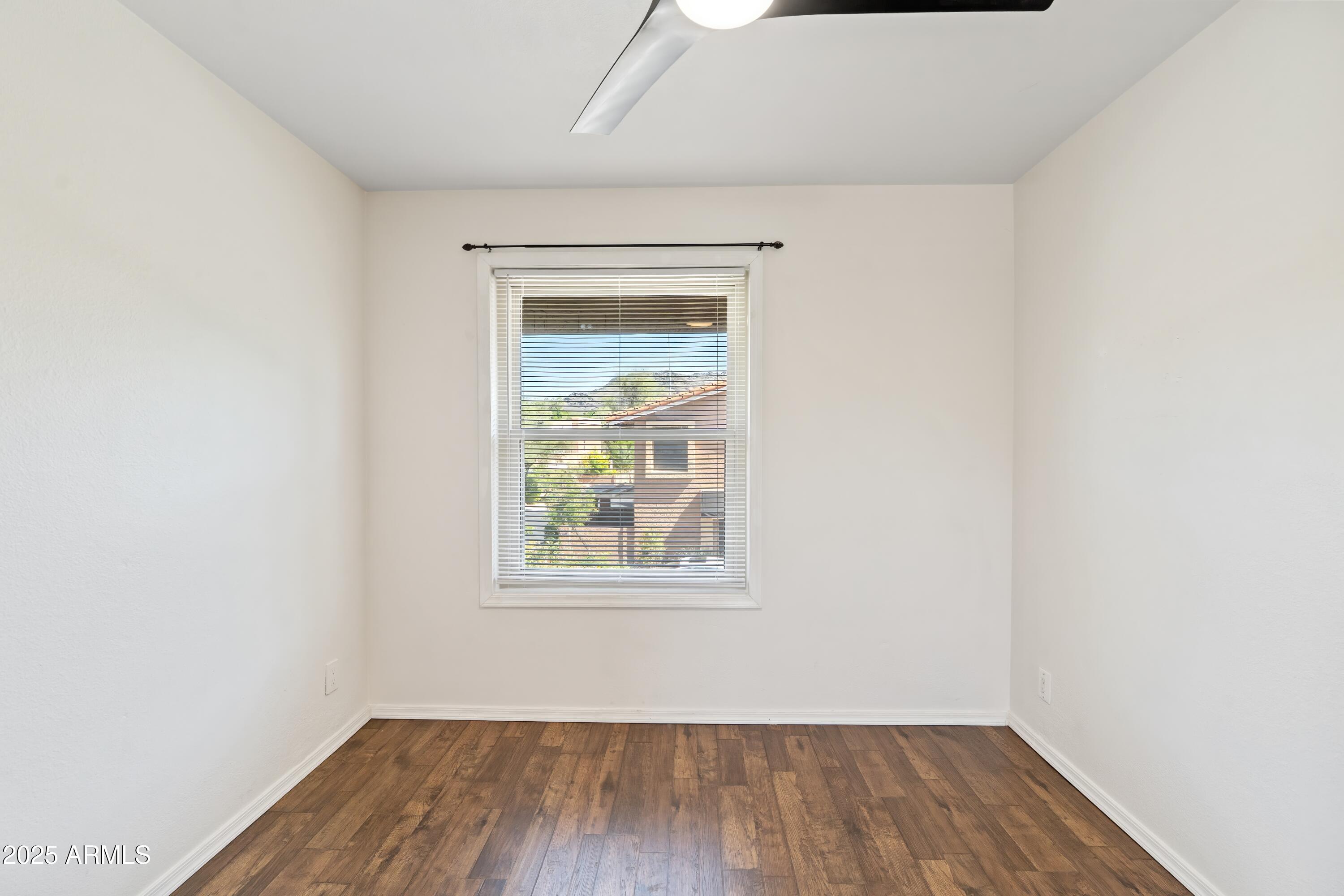 10420 North 11th Street, Unit 3 Phoenix, AZ 85020 - Photo 31 of 33 Bedroom 2