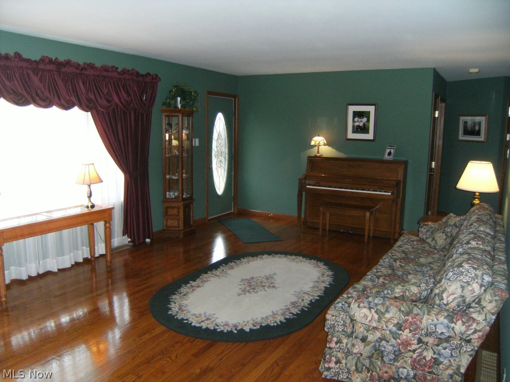 64189 Morrison Road Cambridge, OH 43725 - Photo 7 of 25