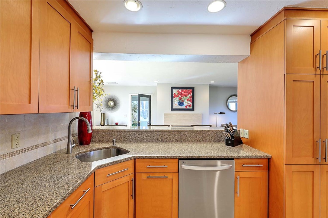 1 Anvil Drive Cumberland, RI 02864 - Photo 13 of 50 Kitchen showing pass through counter to the family room. Seating on the other side