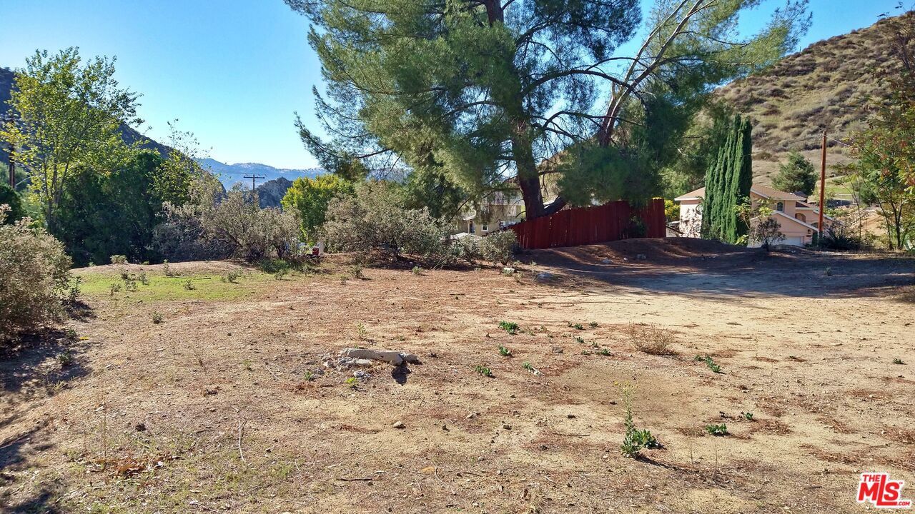 30000 Madison Way Val Verde, CA 91384 - Photo 1 of 11