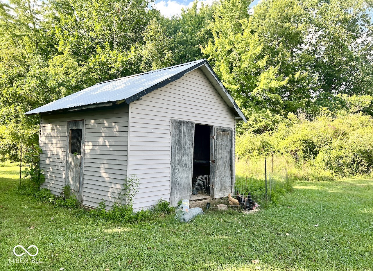 12680 West Georgetown Road Columbus, IN 47201 - Photo 27 of 31