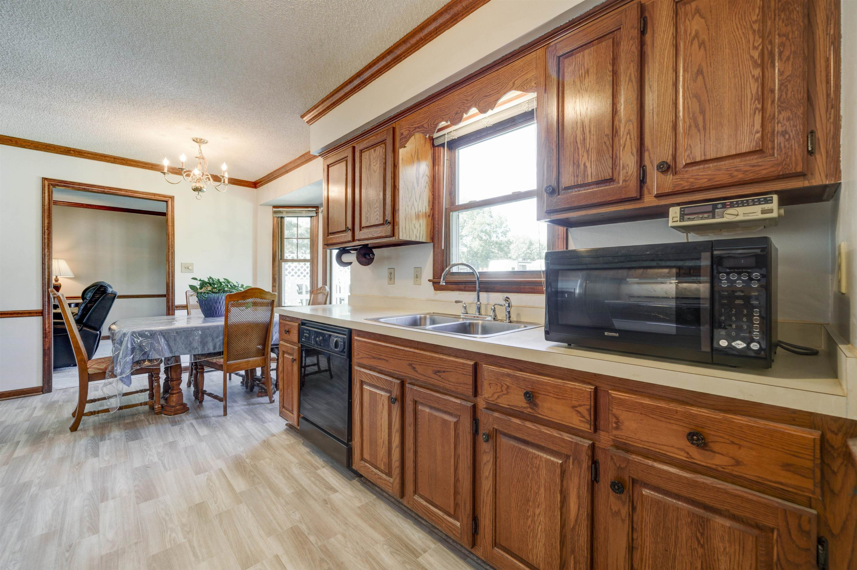 429 South Meadow Road Raleigh, NC 27603 - Photo 12 of 44 Kitchen