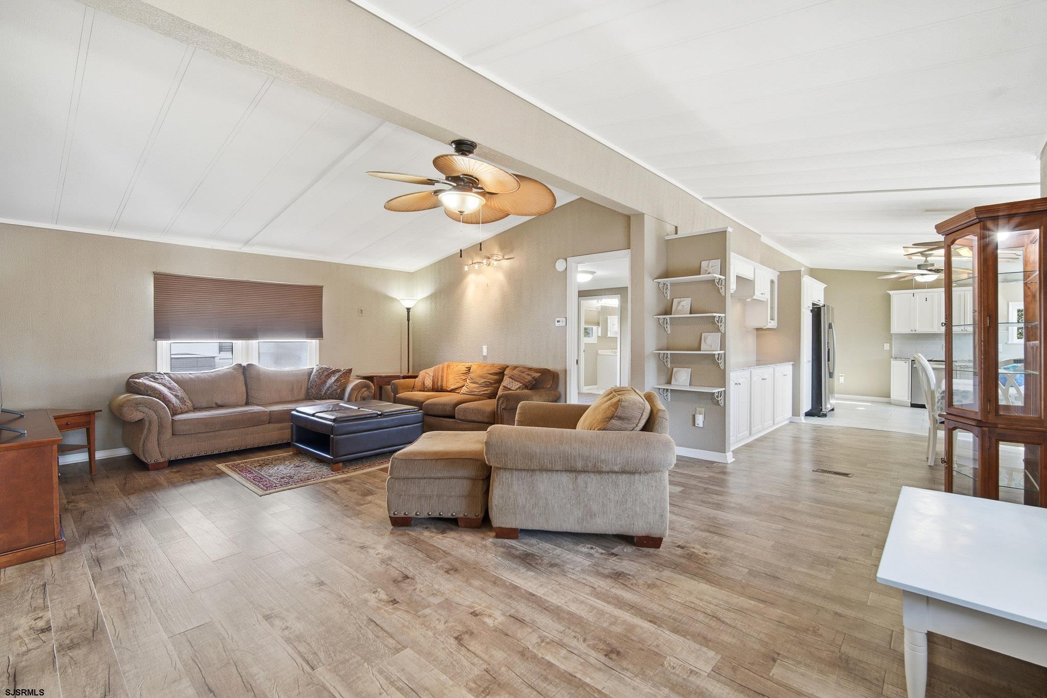 1319 Vardon Road Brigantine, NJ 08203 - Photo 4 of 26