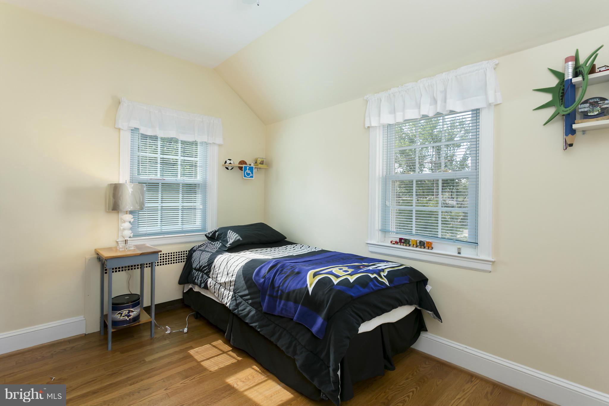 709 Kingston Road Baltimore, MD 21212 - Photo 18 of 26 Bedroom