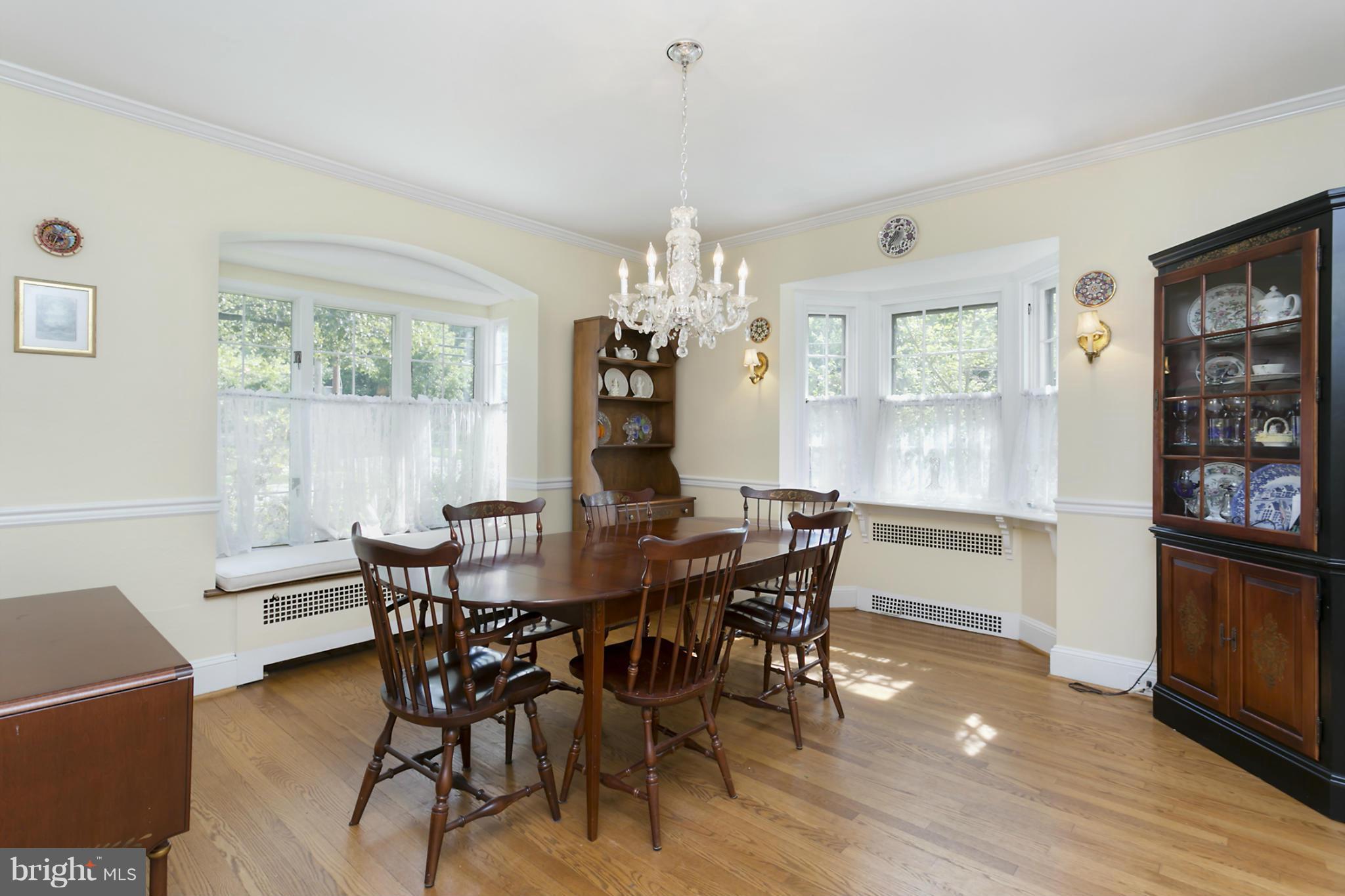 709 Kingston Road Baltimore, MD 21212 - Photo 7 of 26 Dining Room