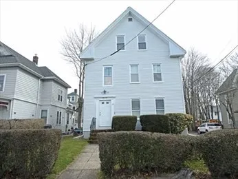 $2,100 | 55 Everett Street, Unit 3, Middleboro, MA 02346