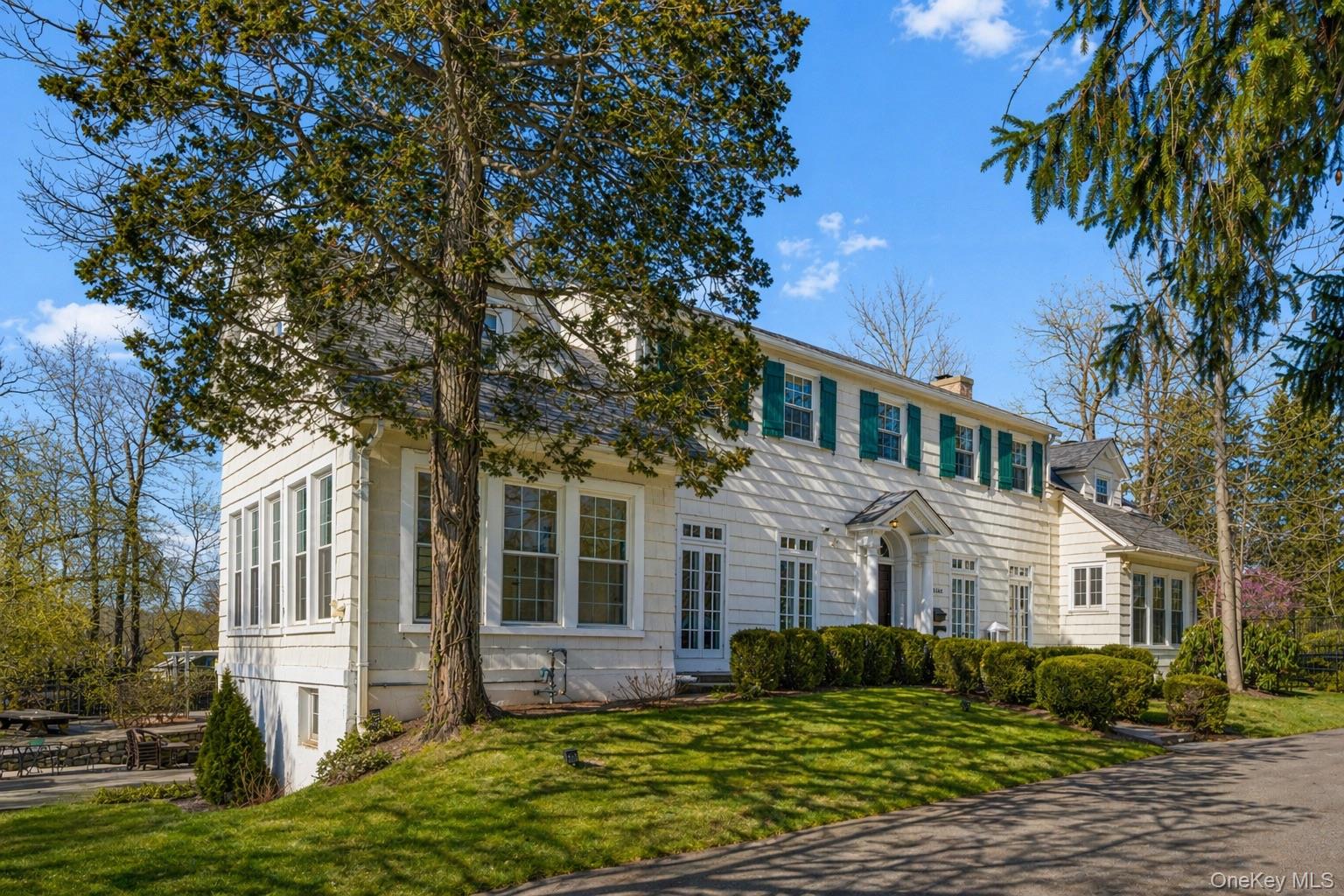 1146 North Avenue New Rochelle, NY 10804 - Photo 4 of 46