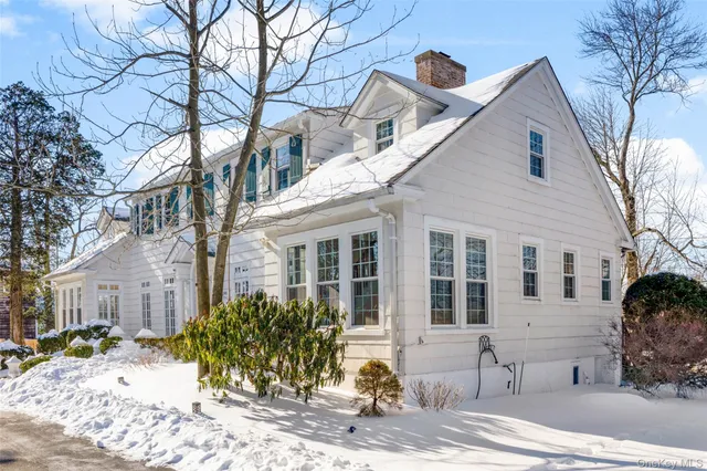 $1,699,999 | 1146 North Avenue, New Rochelle, NY 10804