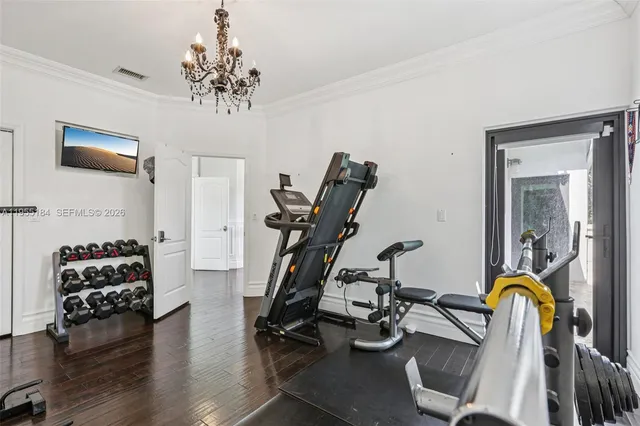 $13,500 | 34 Southwest 22nd Road, Miami, FL 33129