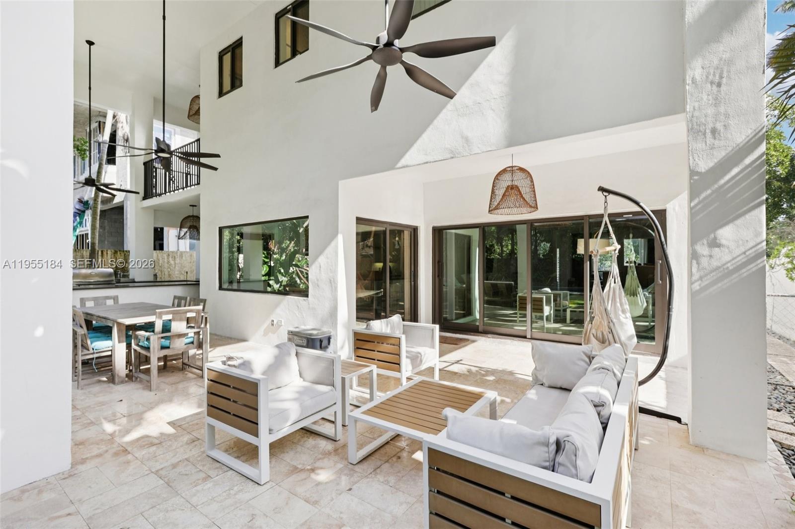 34 Southwest 22nd Road Miami, FL 33129 - Photo 21 of 30