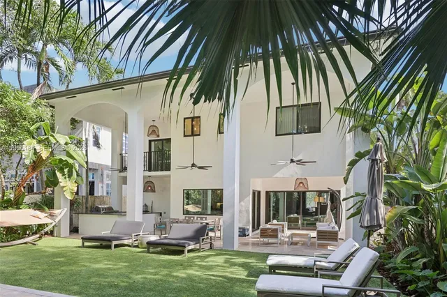 $13,500 | 34 Southwest 22nd Road, Miami, FL 33129