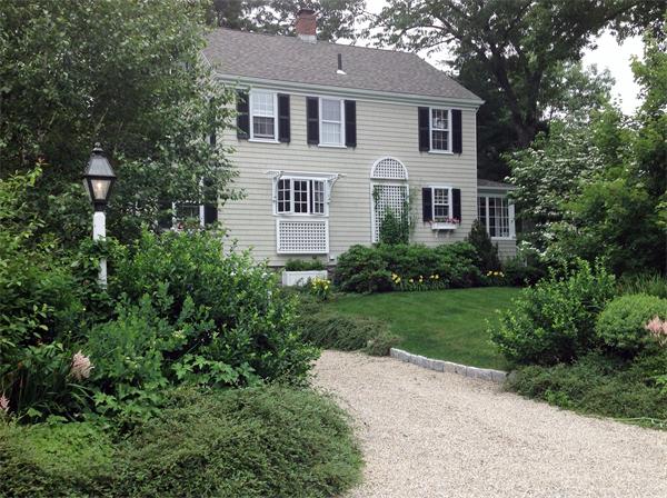 6 Davenport Road Weston, MA 02493 - Photo 1 of 13 Gallery Image 1