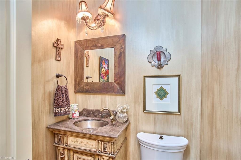 3560 Kirklees Road Winston-Salem, NC 27104 - Photo 41 of 50