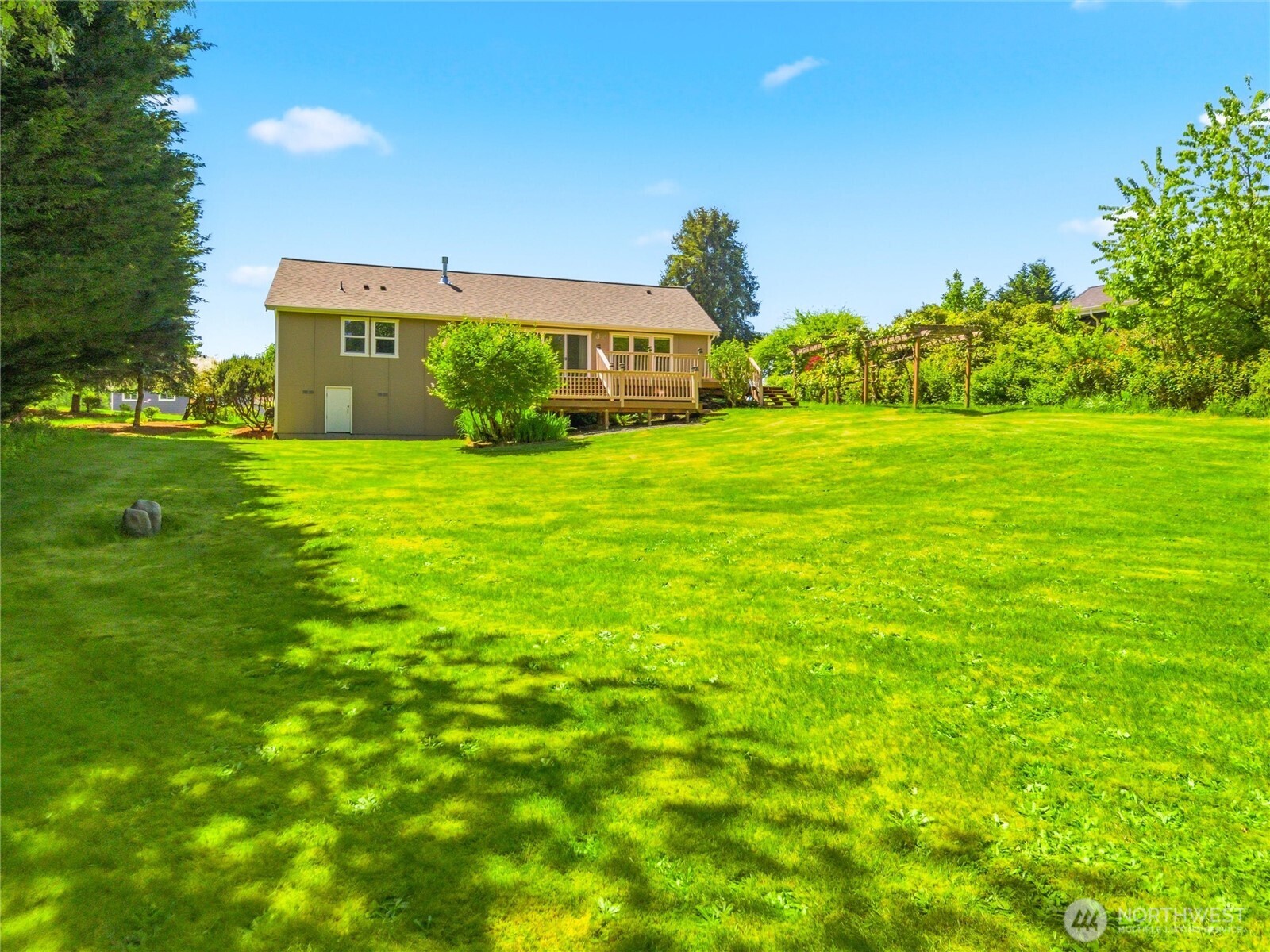 5018 Pleasant Glade Road Northeast Olympia, WA 98516 - Photo 36 of 40