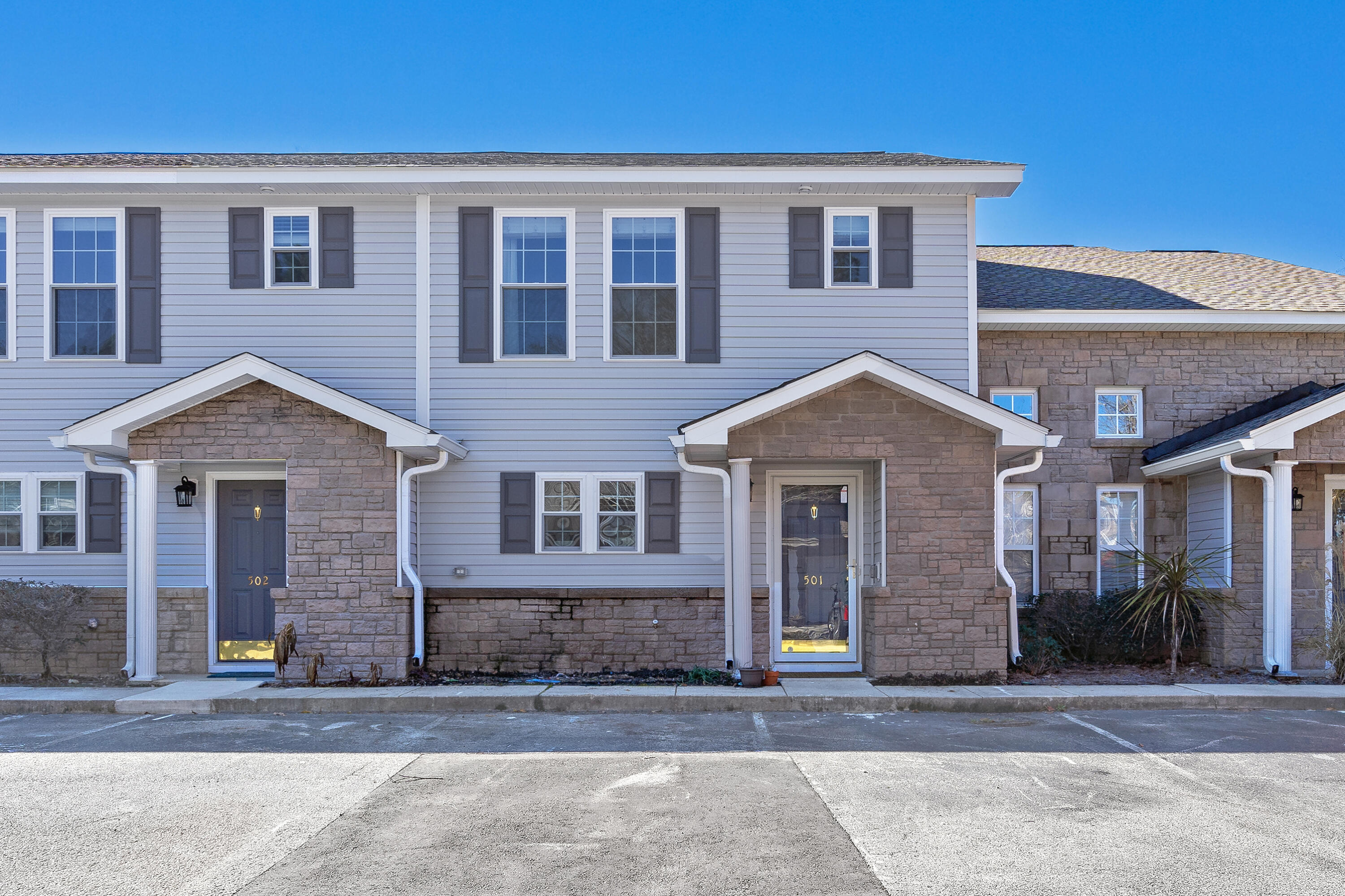 501 Sunny Side Way Summerville, SC 29485 - Photo 1 of 25 1 - Copy