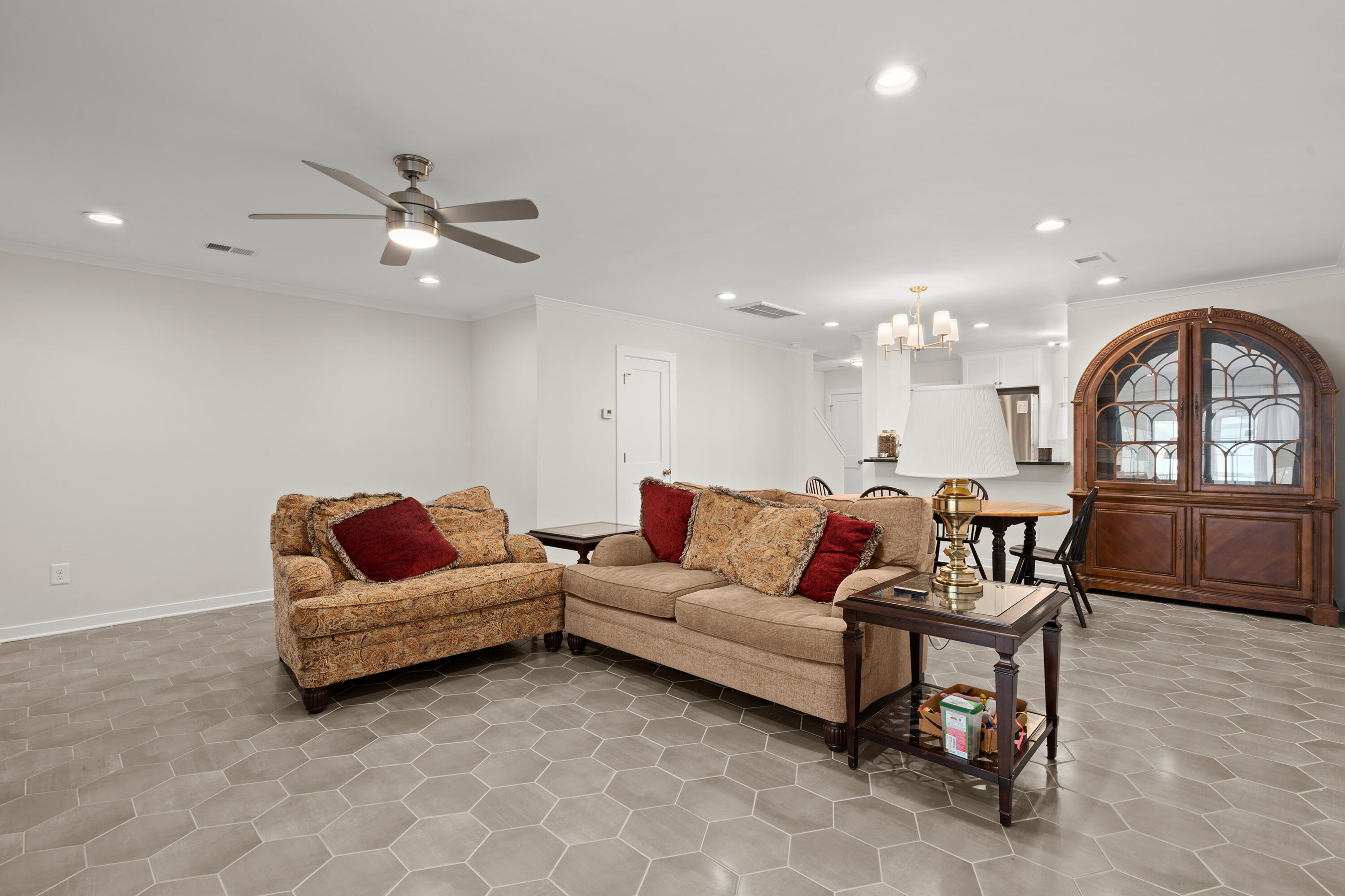 501 Sunny Side Way Summerville, SC 29485 - Photo 12 of 25 13