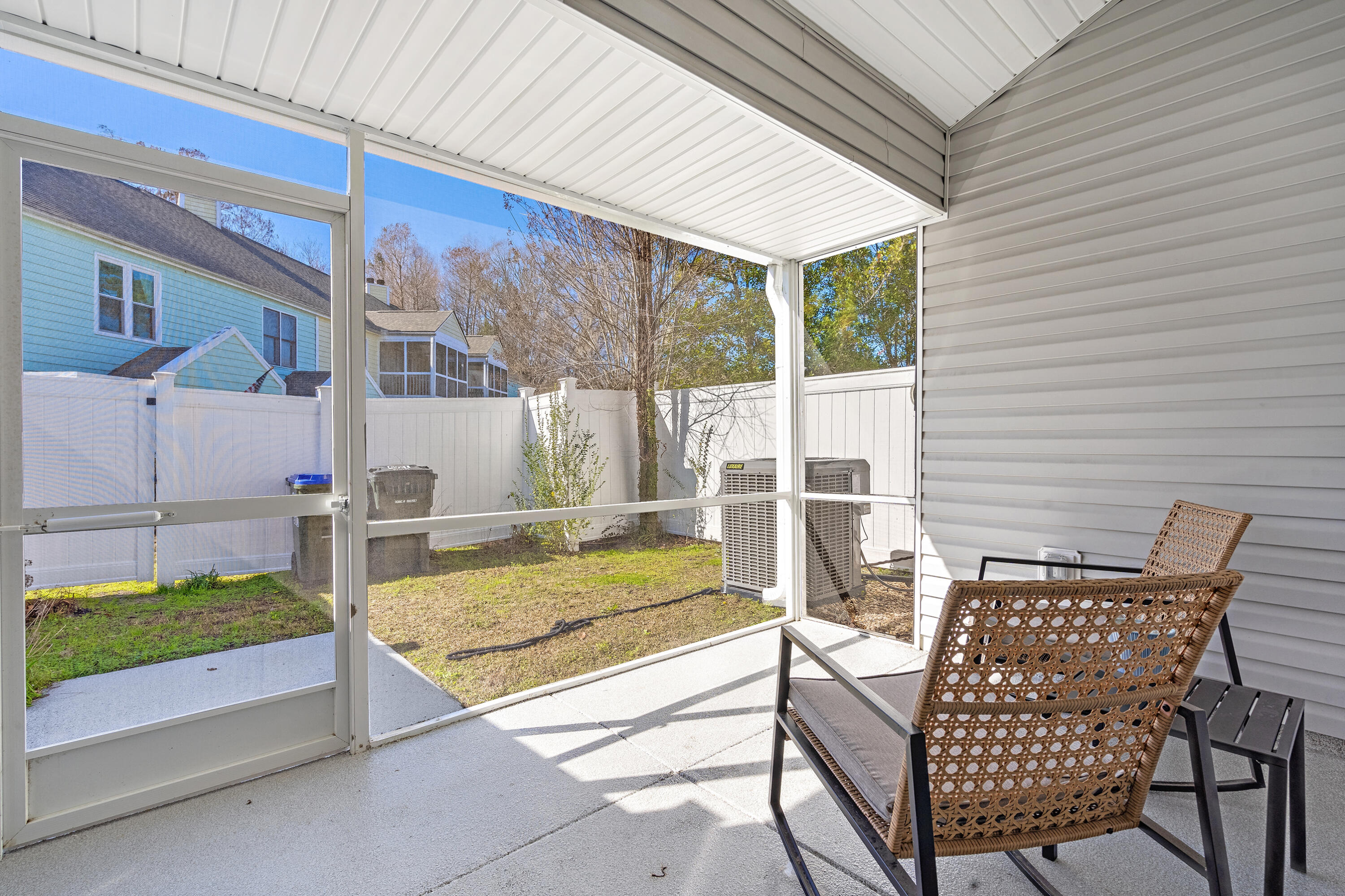 501 Sunny Side Way Summerville, SC 29485 - Photo 22 of 25 23