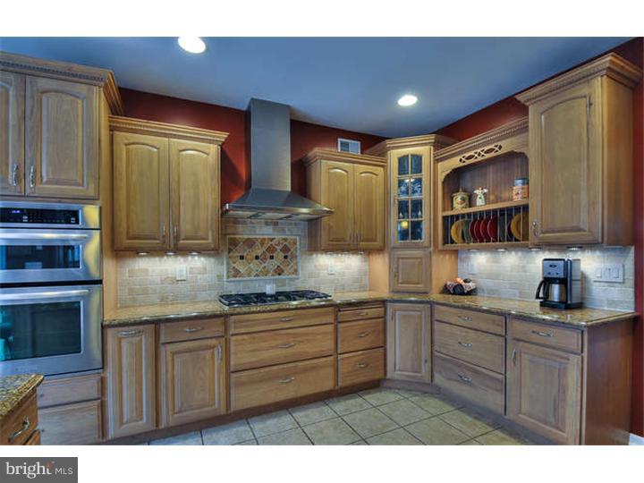 177 Long Swamp Road New Egypt, NJ 08533 - Photo 6 of 17 Kitchen