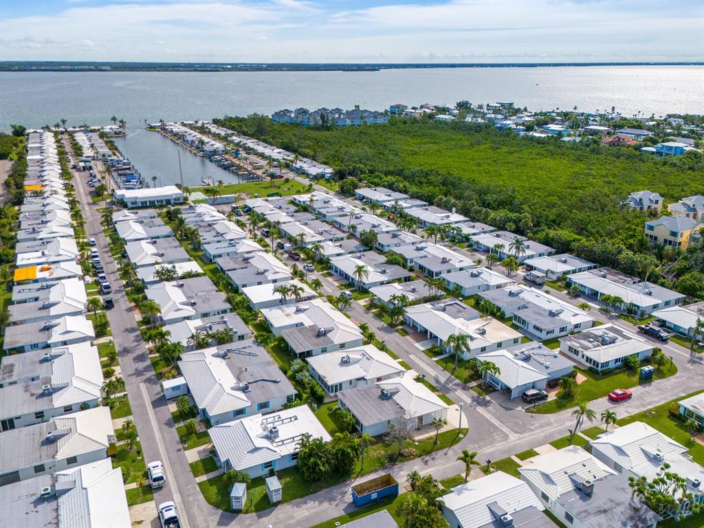 667 El Centro Longboat Key, FL 34228 - Photo 29 of 41 a view of a city with an ocean and houses