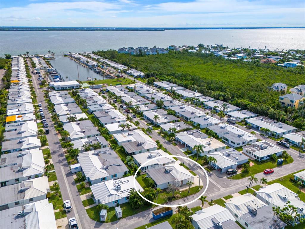 667 El Centro Longboat Key, FL 34228 - Photo 36 of 41 a view of a city