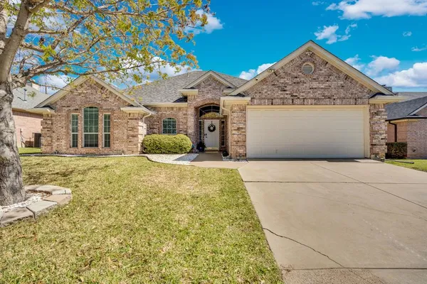 $399,999 | 1612 Stratford Drive, Mansfield, TX 76063