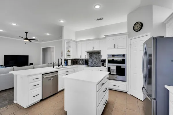 $399,999 | 1612 Stratford Drive, Mansfield, TX 76063