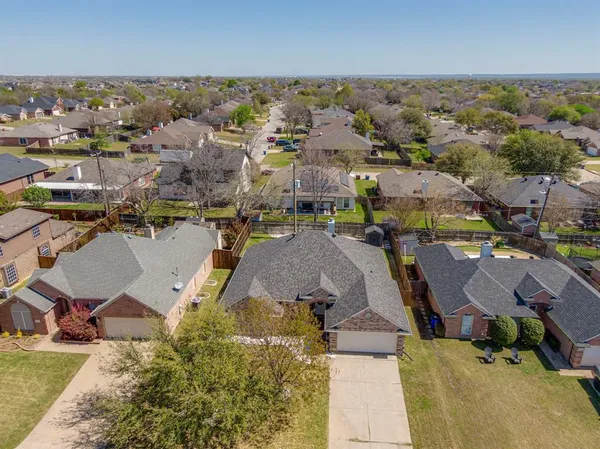 $399,999 | 1612 Stratford Drive, Mansfield, TX 76063